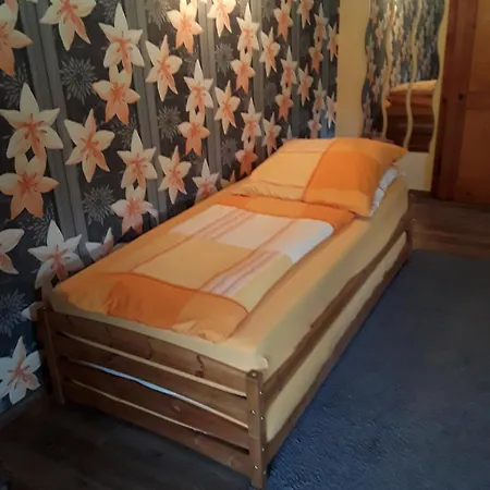 Kleines Haus Am Wald