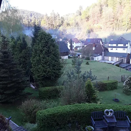 Kleines Haus Am Wald * Rohrbach (Thuringia)