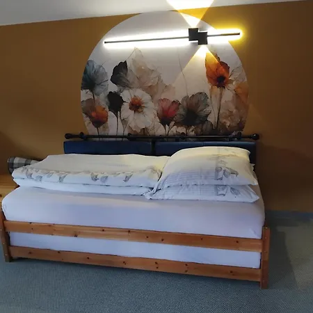 Kleines Haus Am Wald Проживание в семье Rohrbach (Thuringia)